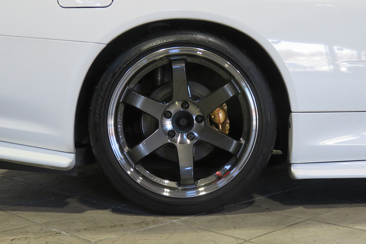 日産 スカイラインGT-R V-spec