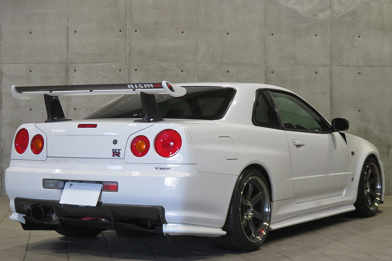日産 スカイラインGT-R V-spec