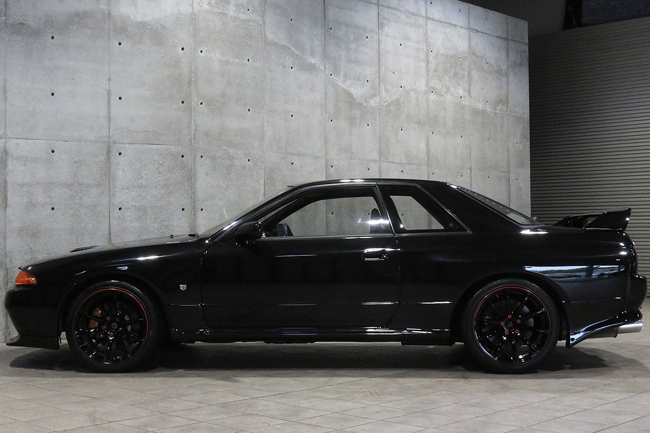 日産 スカイラインGT-R R32 GT-R