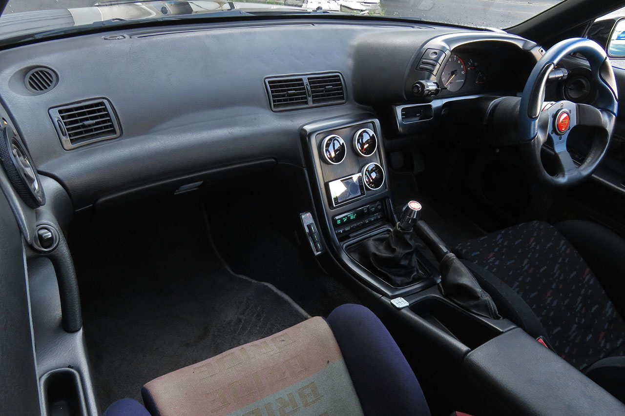 日産 スカイラインGT-R R32 GT-R