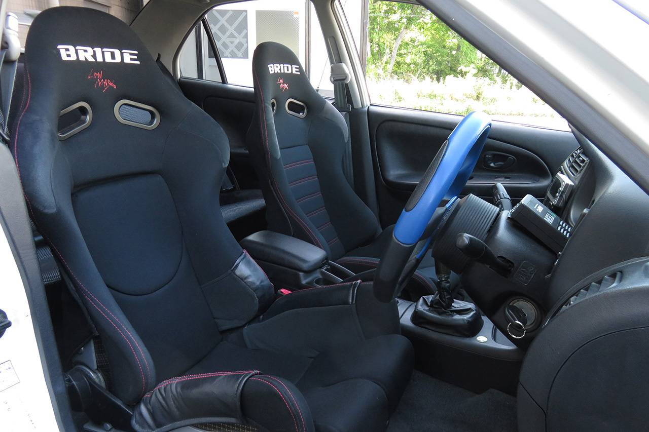 三菱 ランサーエボリューション GSR エボリューション V