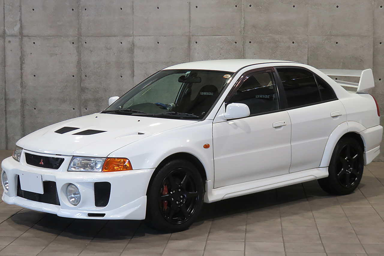 三菱 ランサーエボリューション GSR エボリューション V