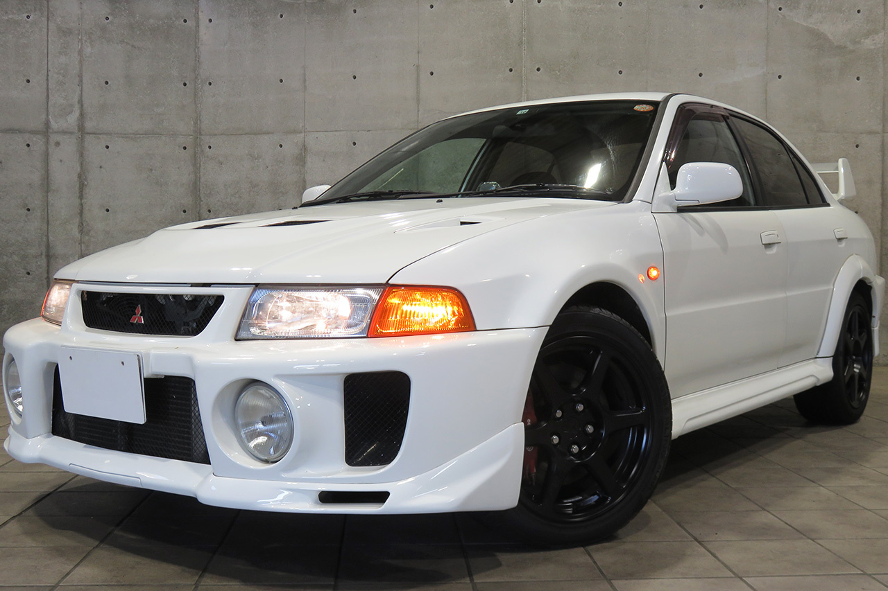 三菱 ランサーエボリューション GSR エボリューション V