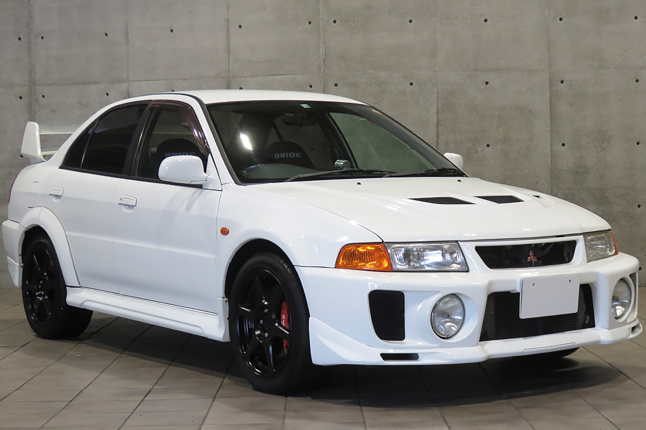 三菱 ランサーエボリューション GSR エボリューション V