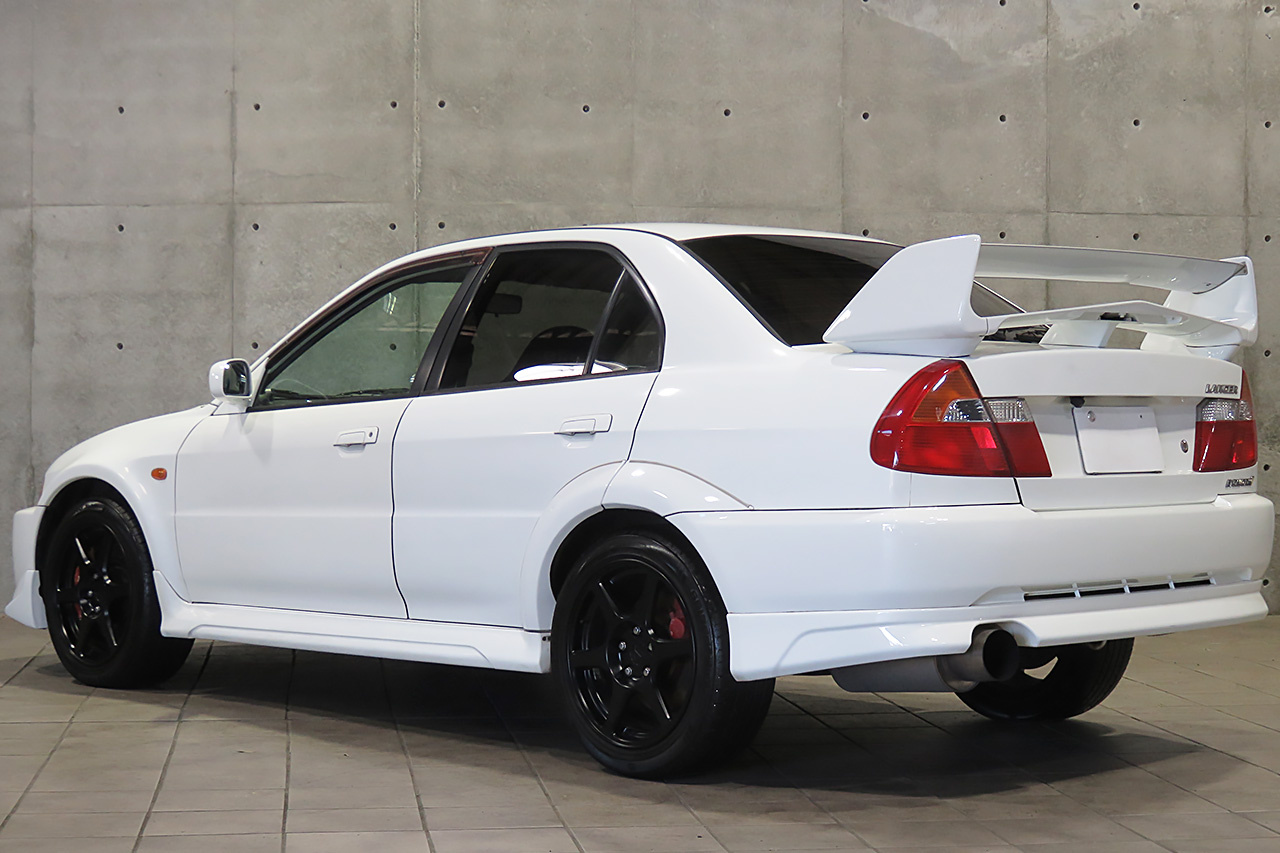 三菱 ランサーエボリューション GSR エボリューション V