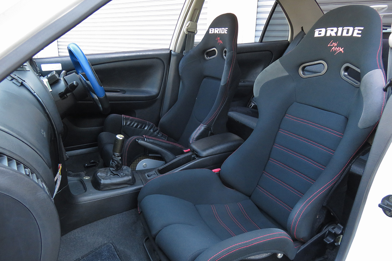 三菱 ランサーエボリューション GSR エボリューション V