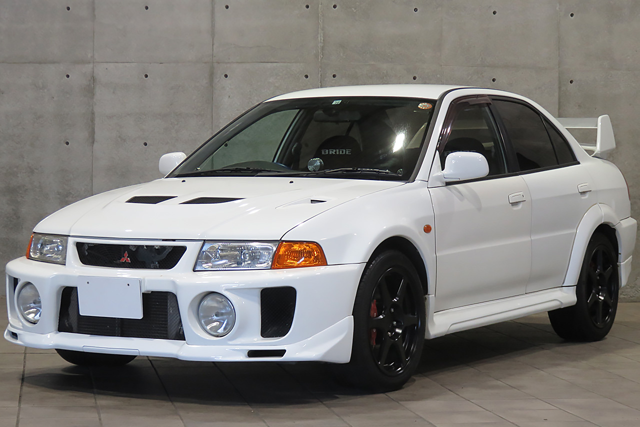 三菱 ランサーエボリューション GSR エボリューション V
