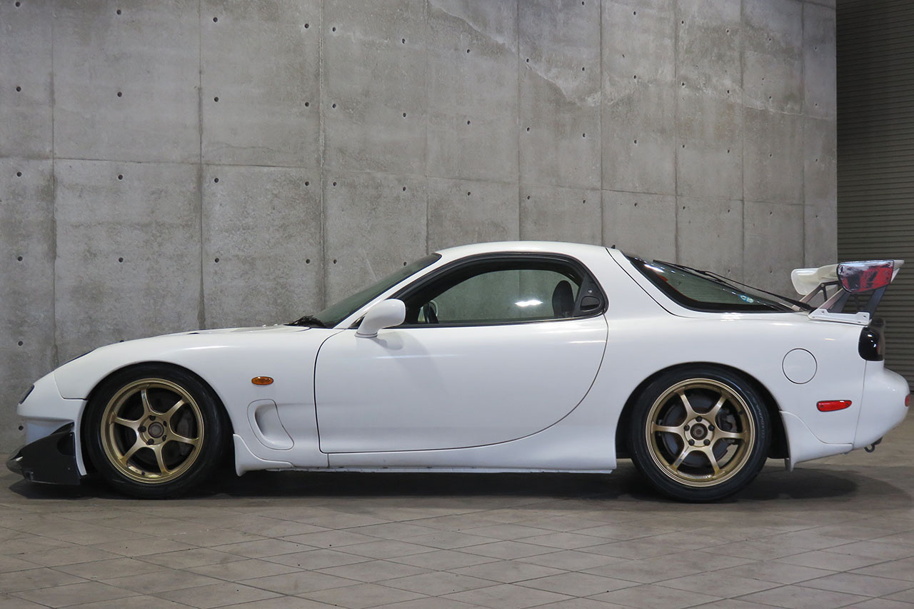 マツダ アンフィニRX-7 ﾀｲﾌﾟRBﾊﾞｻｰｽﾄ