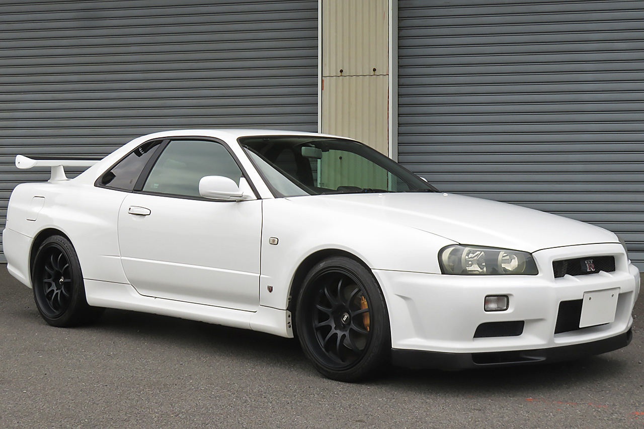 日産 スカイラインGT-R 