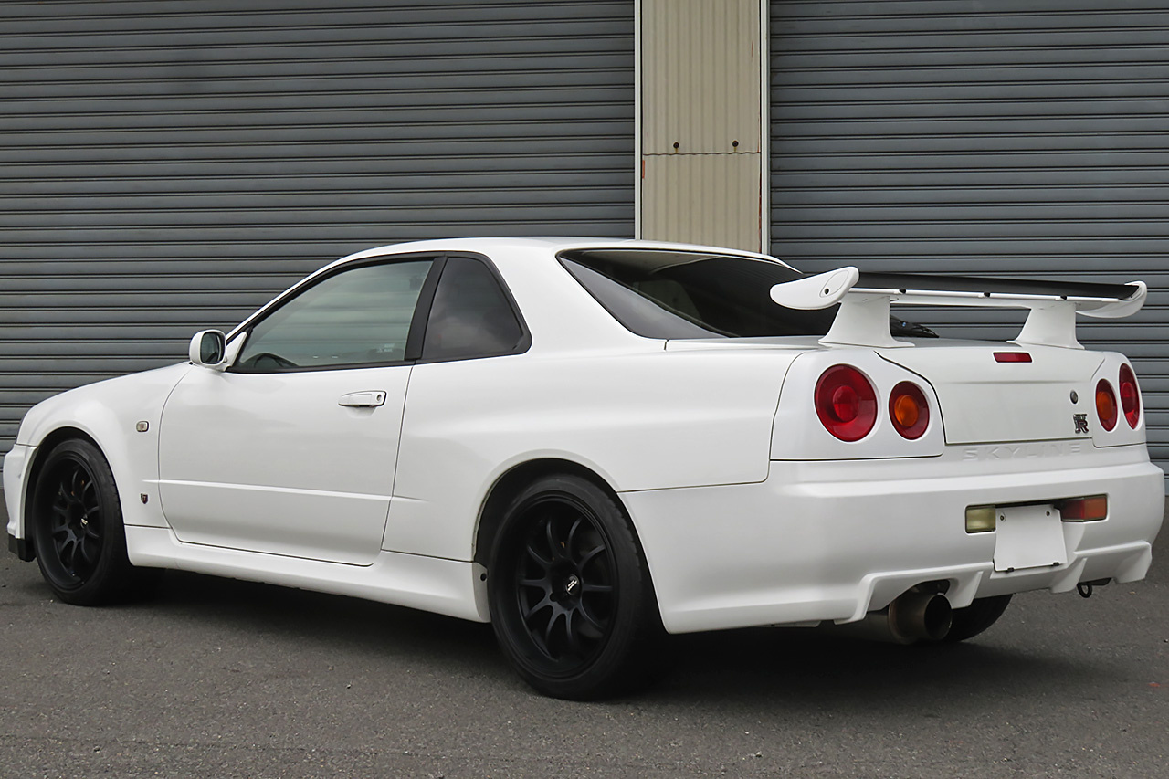 日産 スカイラインGT-R 