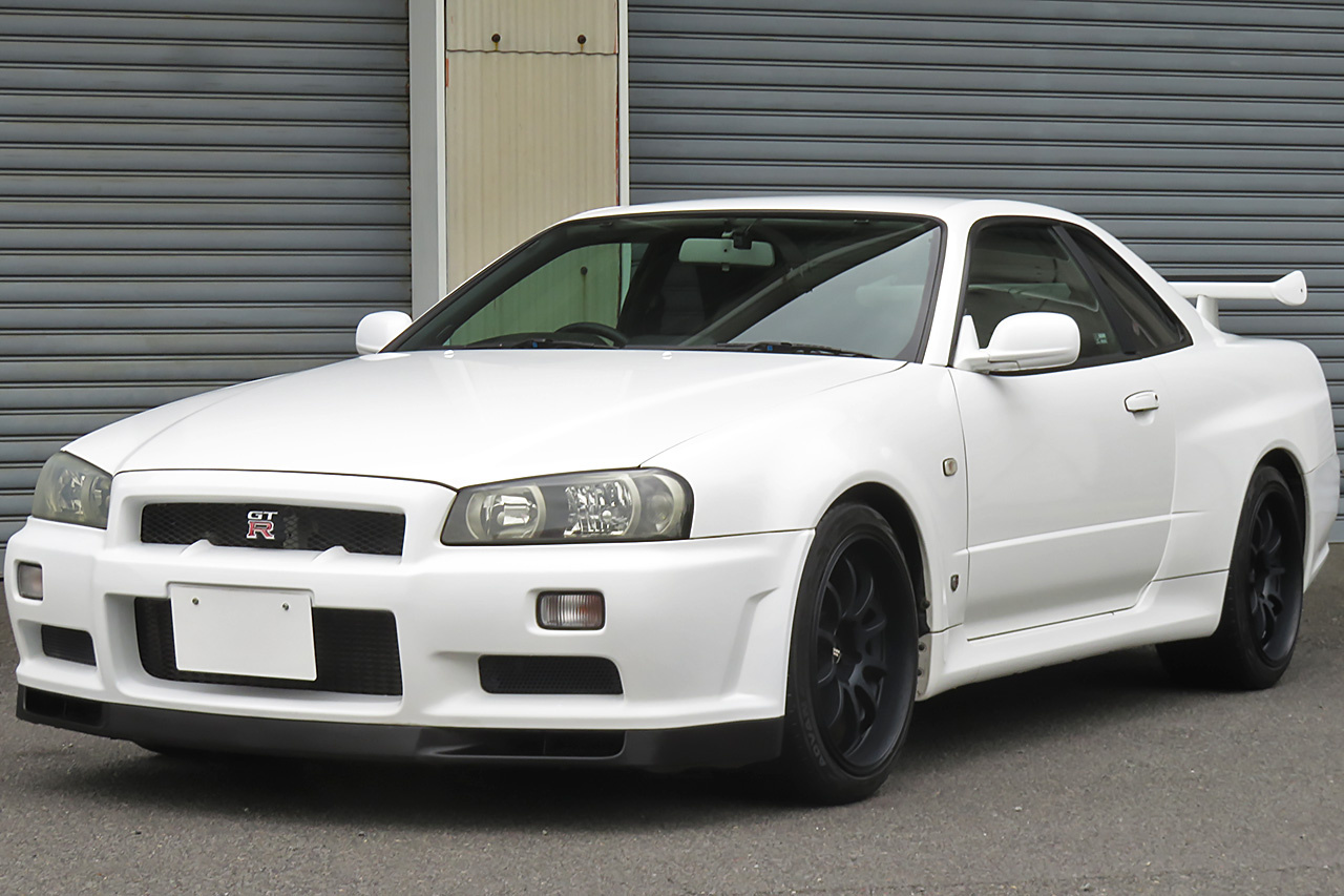 日産 スカイラインGT-R 