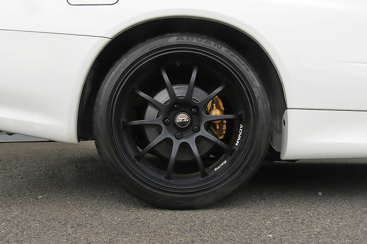 日産 スカイラインGT-R 