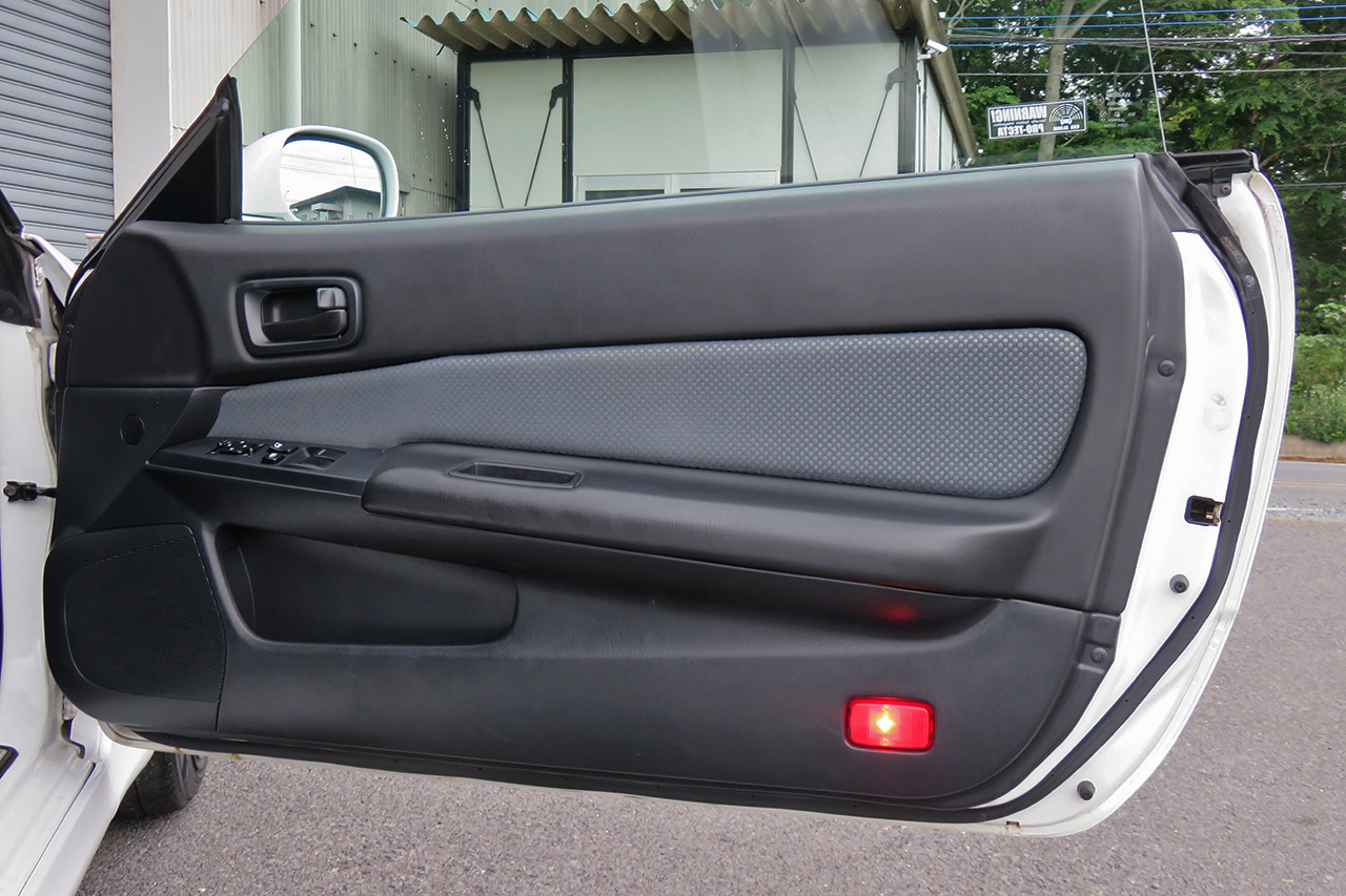 日産 スカイラインGT-R 