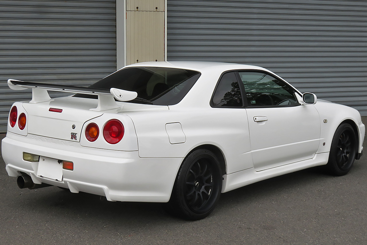 日産 スカイラインGT-R 