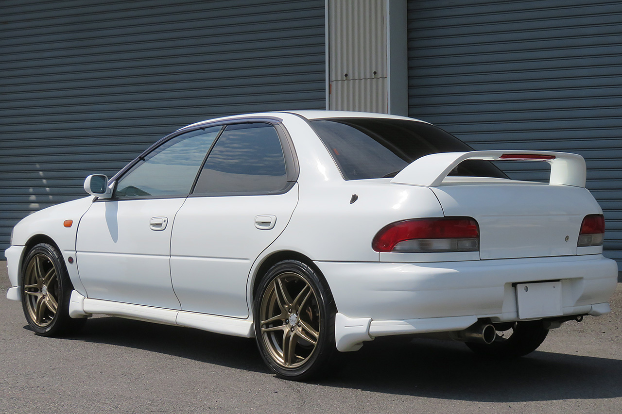 スバル インプレッサSTI WRX STi バージョン 4