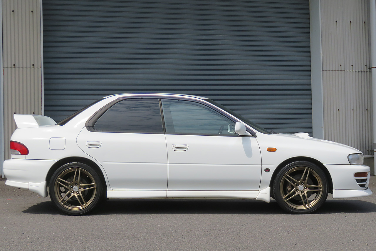 スバル インプレッサSTI WRX STi バージョン 4
