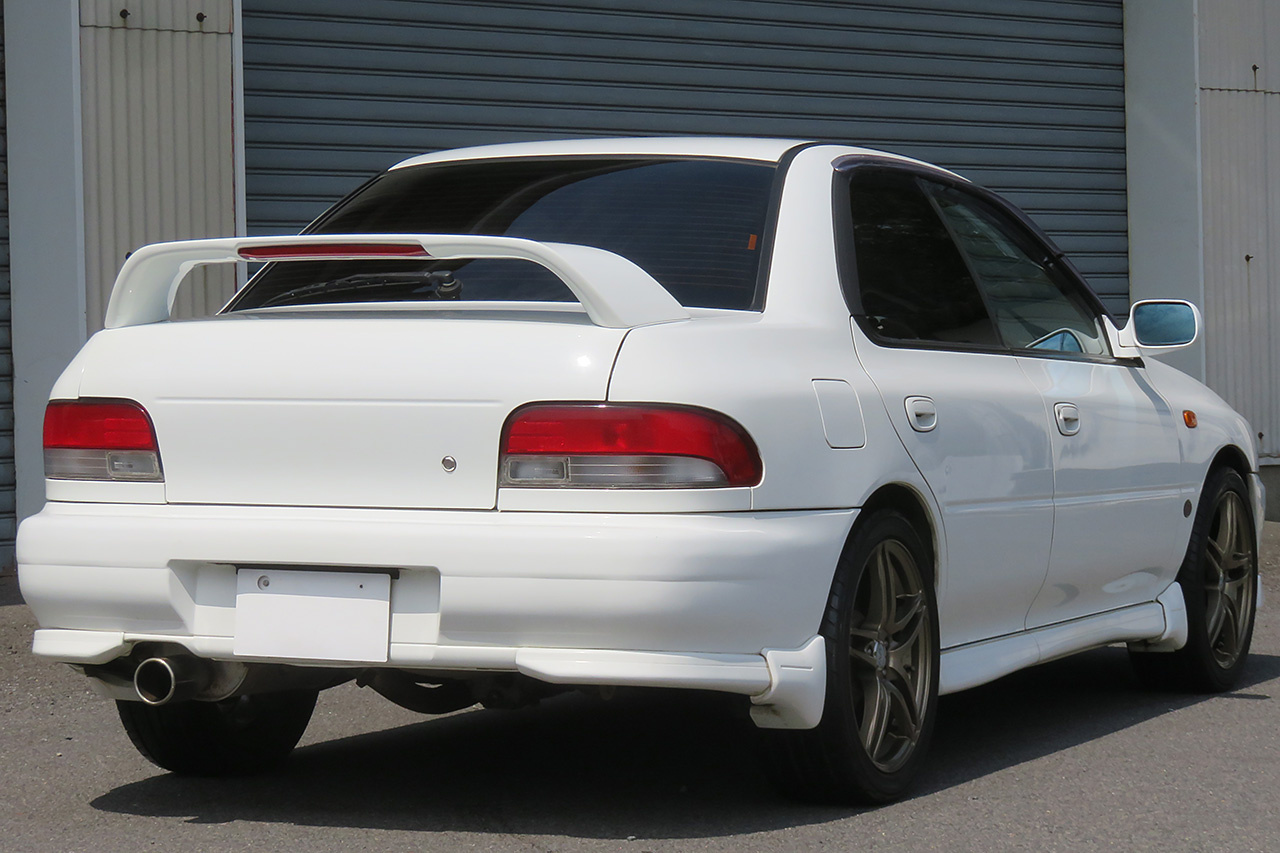 スバル インプレッサSTI WRX STi バージョン 4