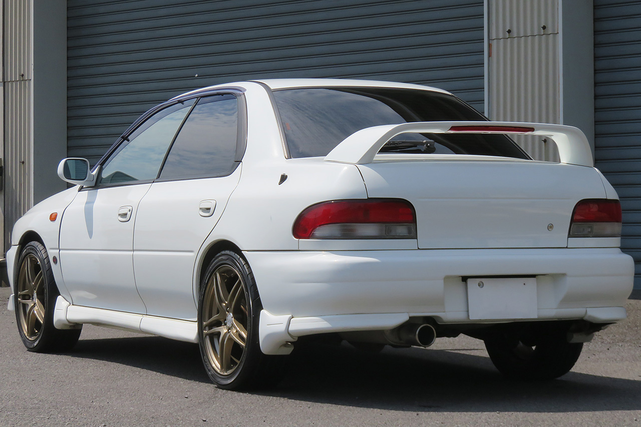 スバル インプレッサSTI WRX STi バージョン 4