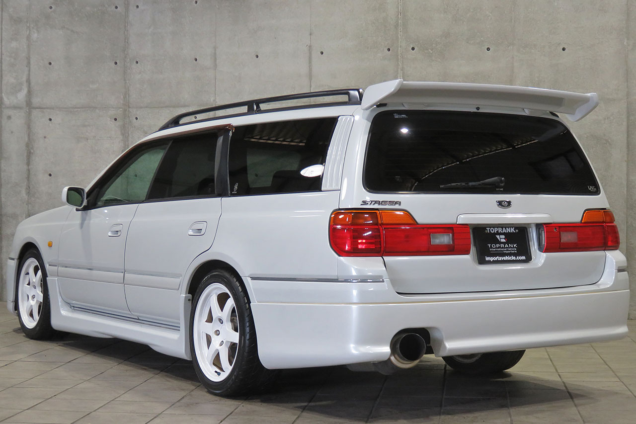 日産 ステージア 