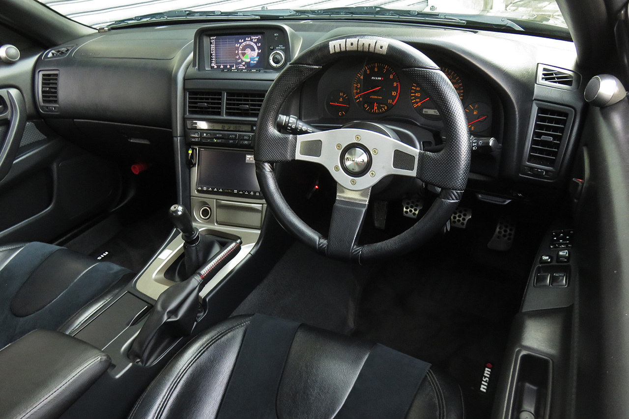 日産 スカイラインGT-R 
