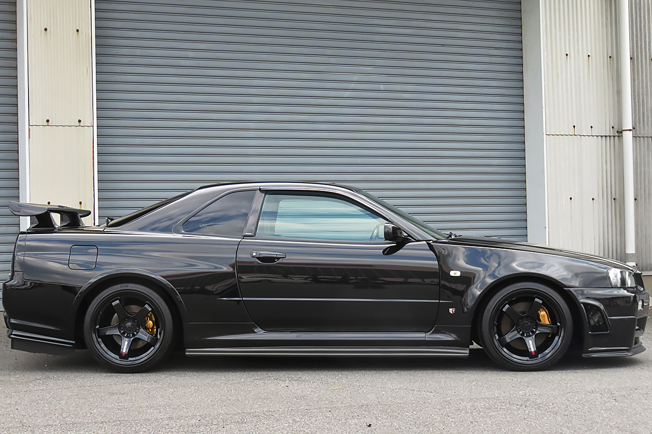日産 スカイラインGT-R 