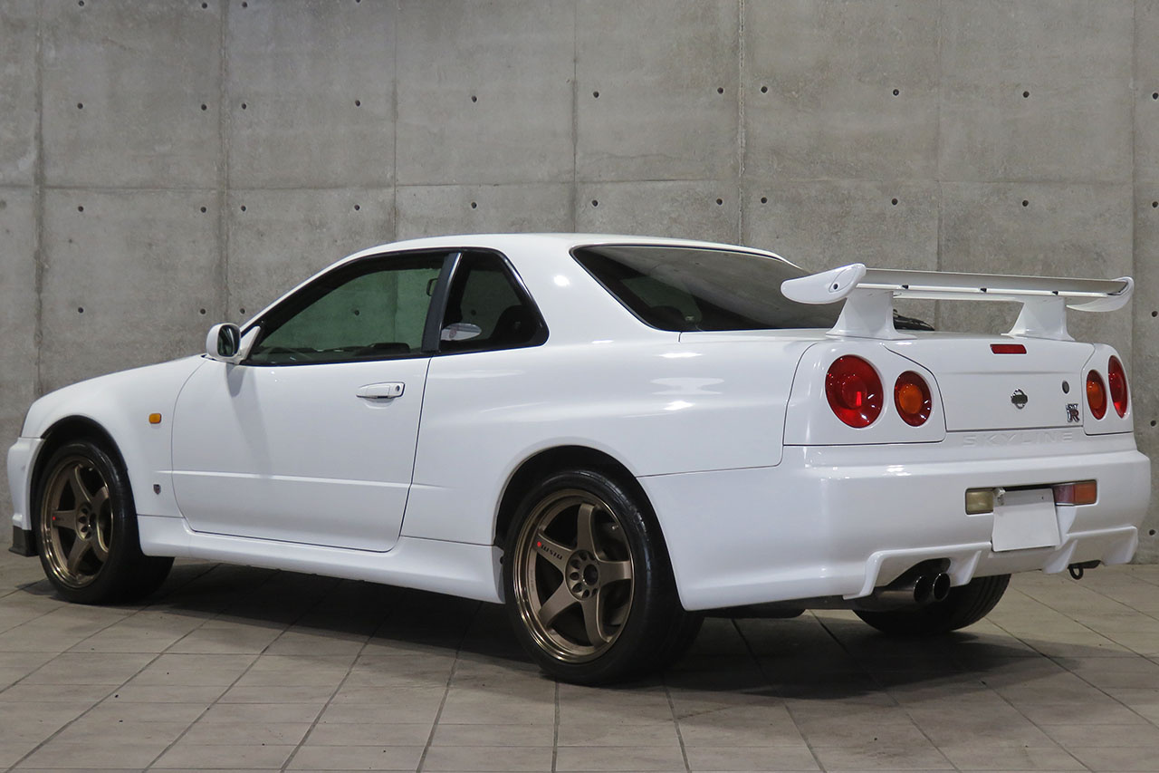 日産 スカイラインGT-R GT-R