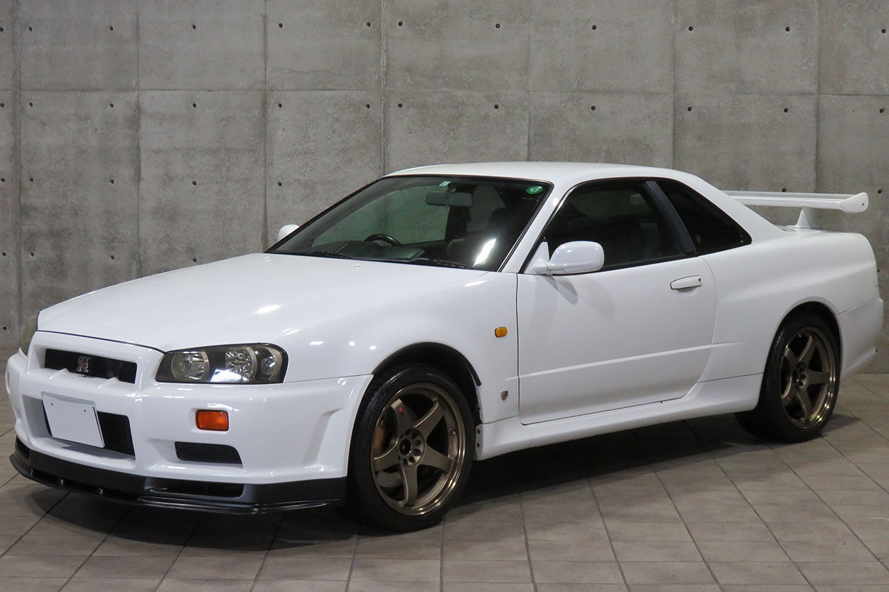 日産 スカイラインGT-R GT-R