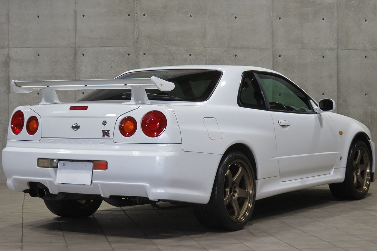 日産 スカイラインGT-R GT-R