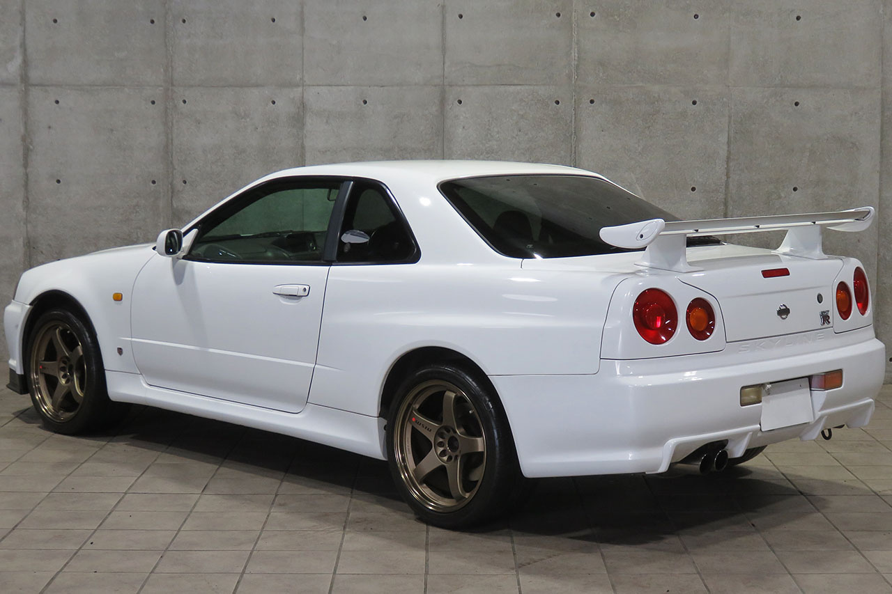 日産 スカイラインGT-R GT-R