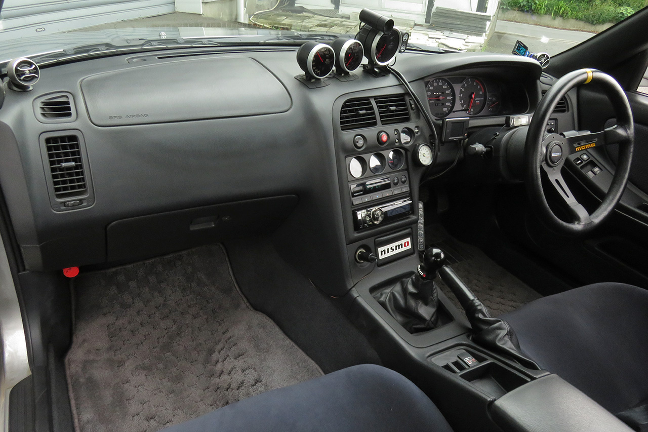 日産 スカイラインGT-R 