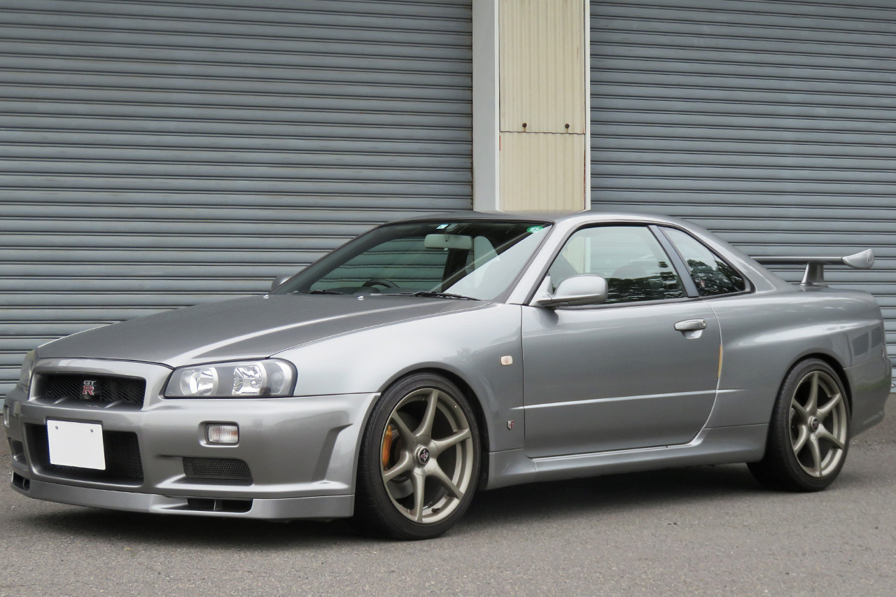 日産 スカイラインGT-R GT-R