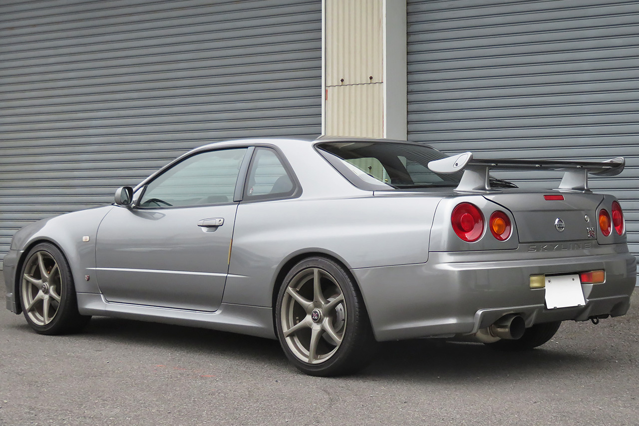 日産 スカイラインGT-R GT-R