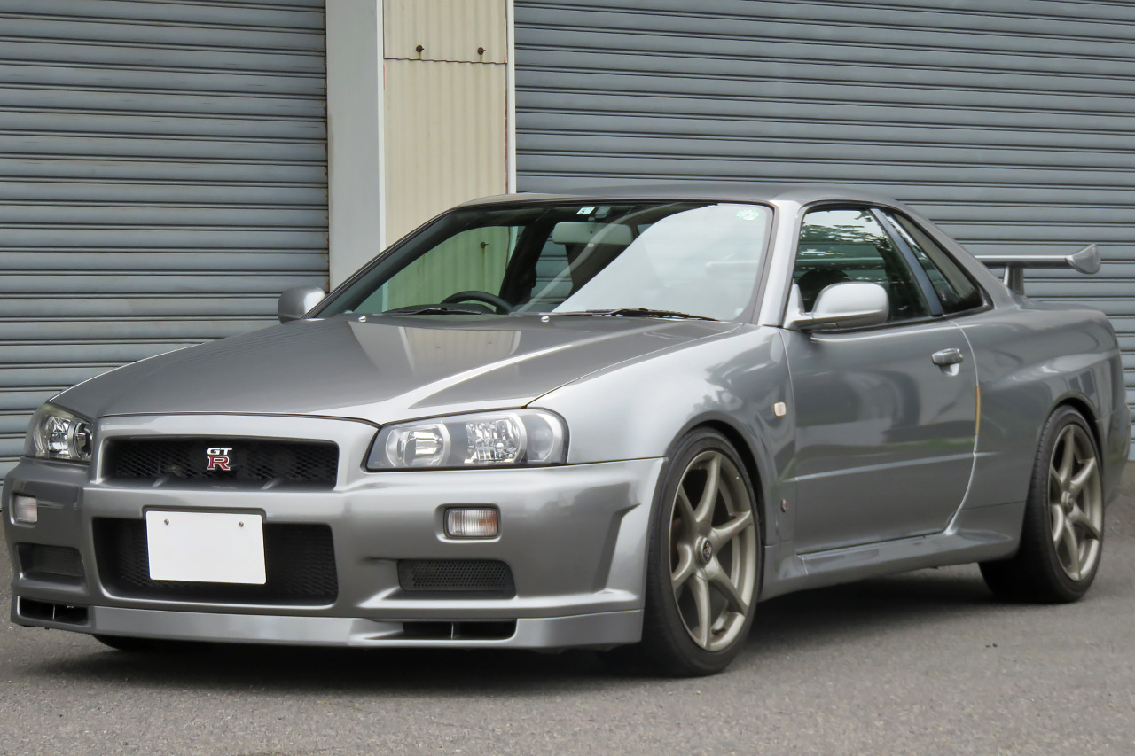 日産 スカイラインGT-R GT-R