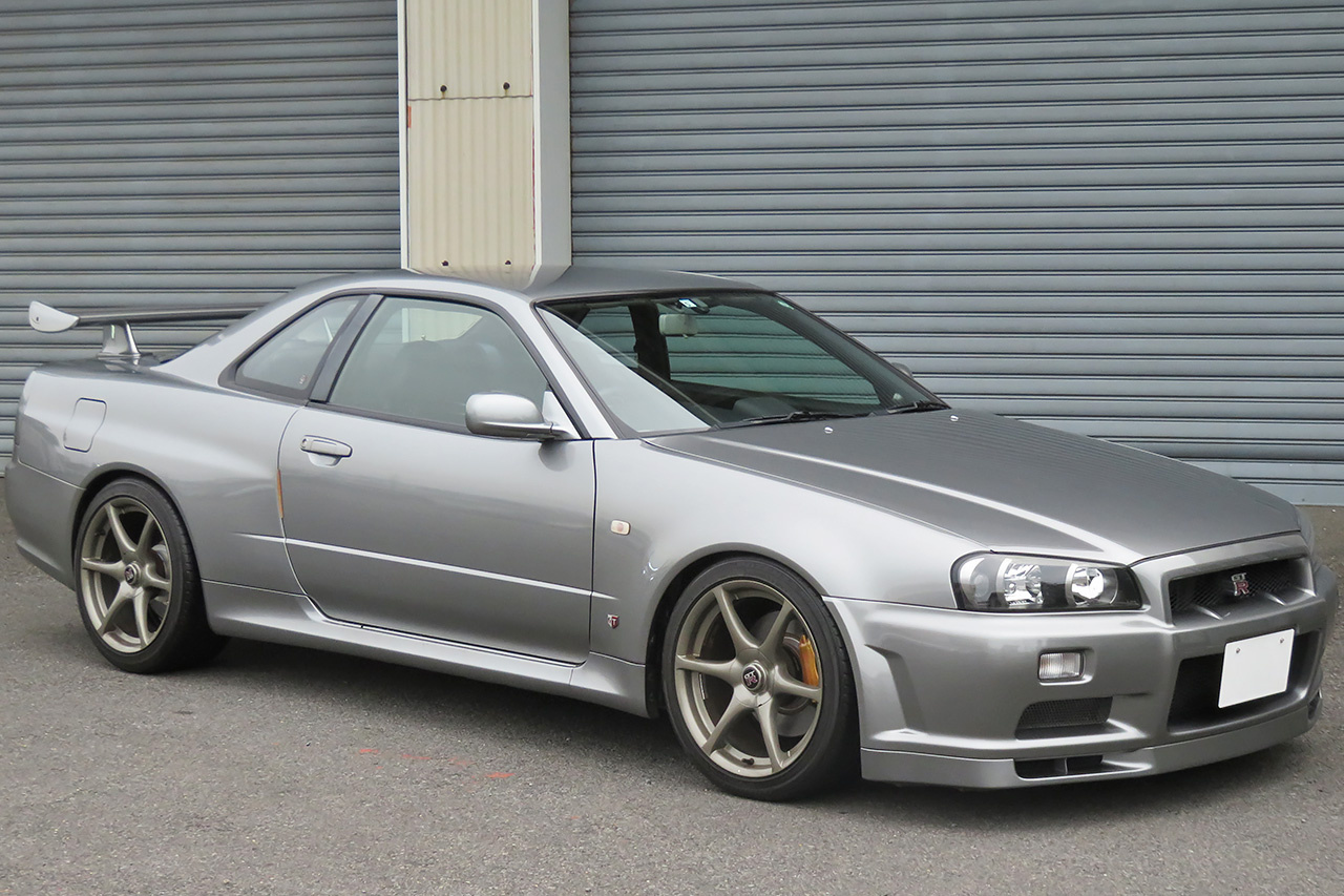 日産 スカイラインGT-R GT-R