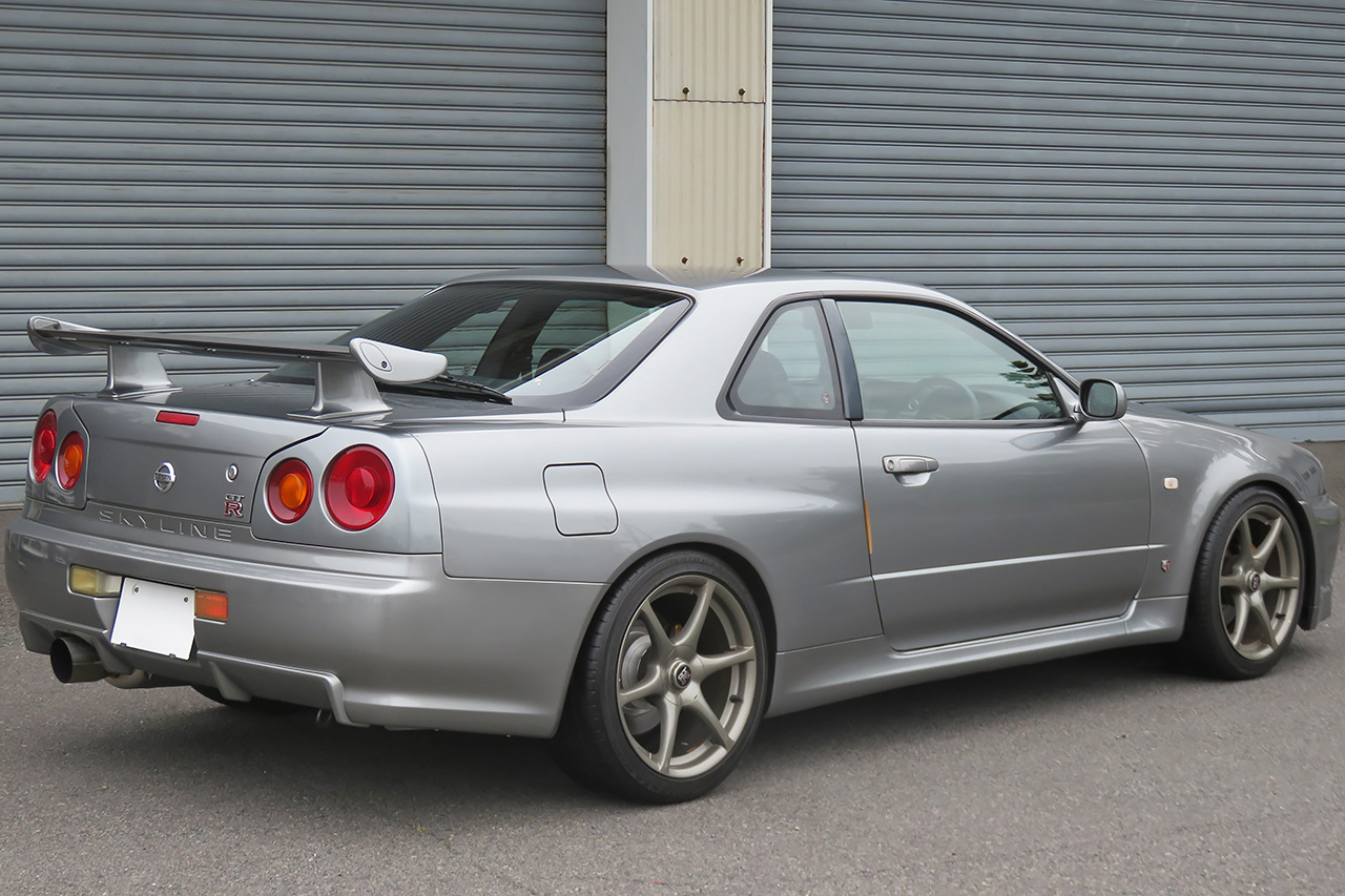 日産 スカイラインGT-R GT-R