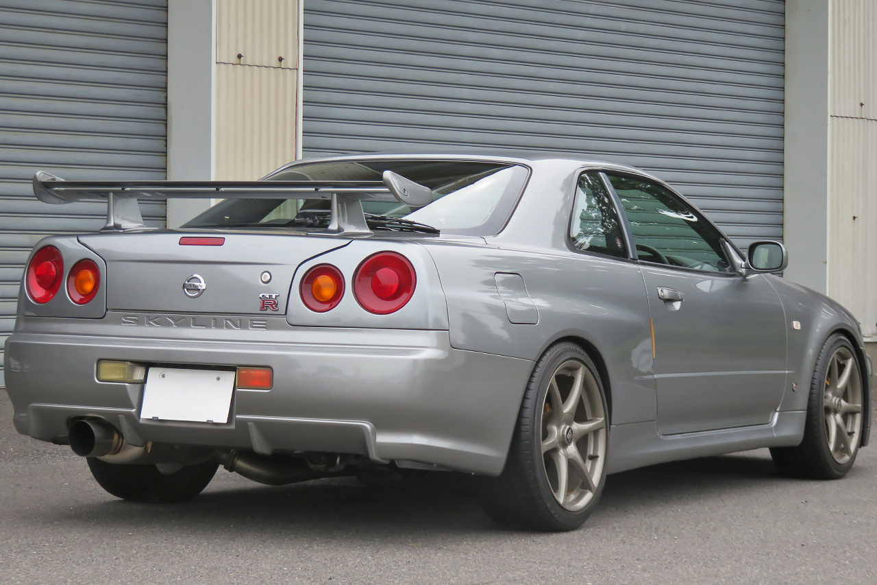 日産 スカイラインGT-R GT-R