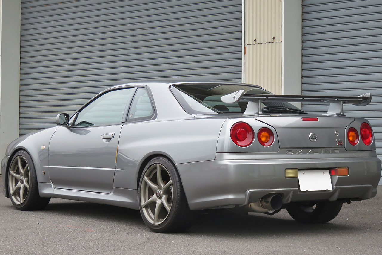 日産 スカイラインGT-R GT-R