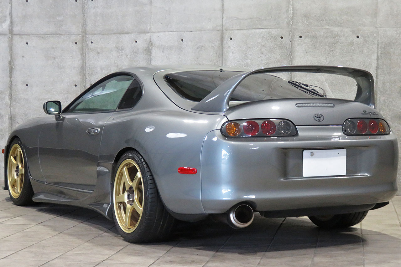 トヨタ スープラ 