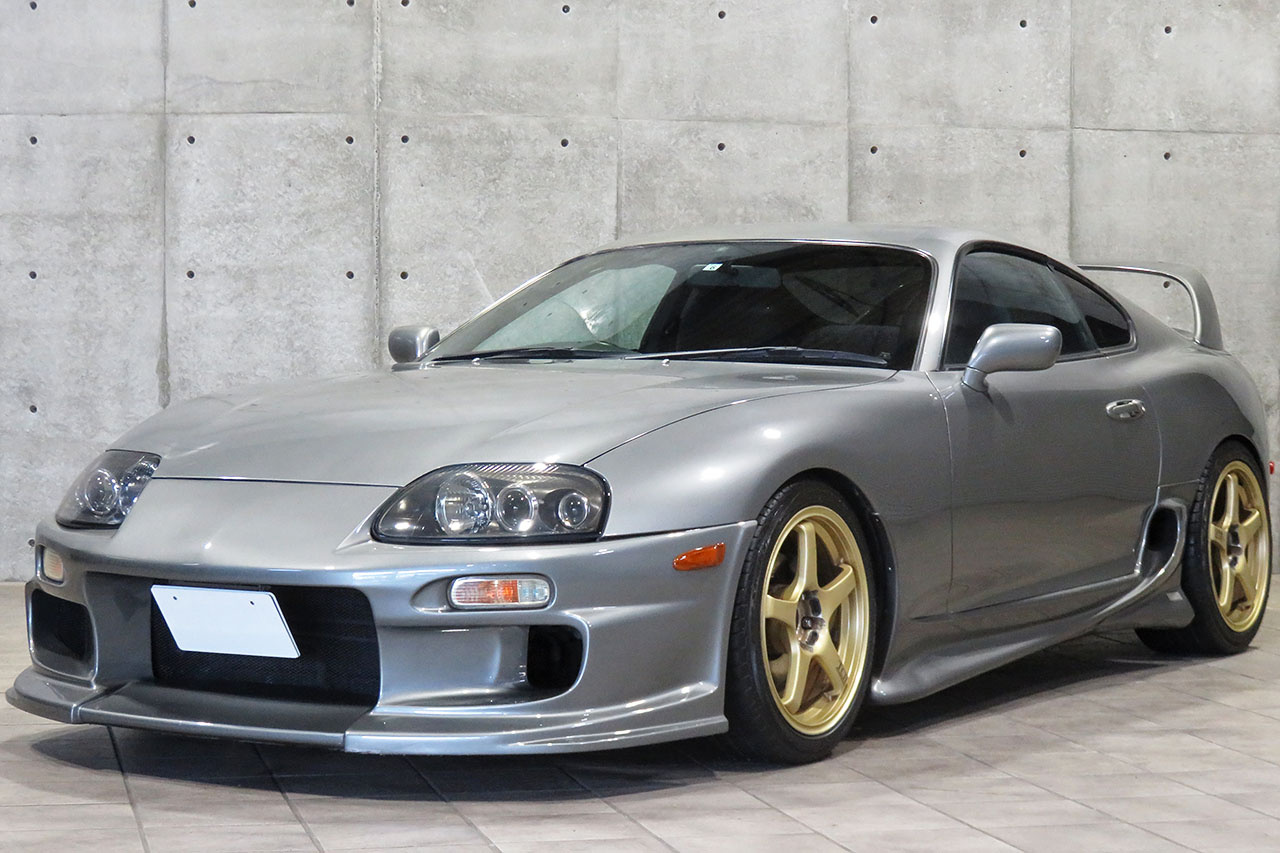 トヨタ スープラ 