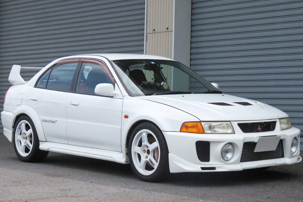 三菱 ランサーエボリューション V GSR