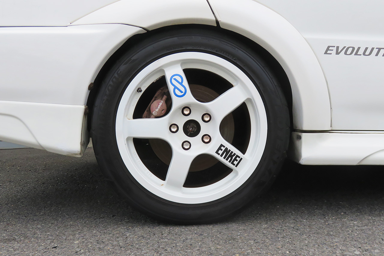 三菱 ランサーエボリューション V GSR