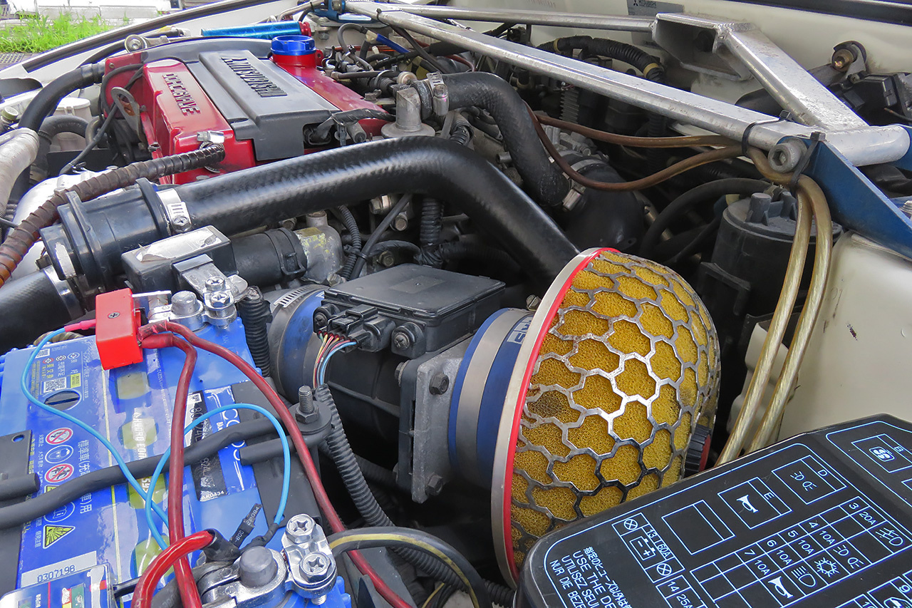 三菱 ランサーエボリューション V GSR