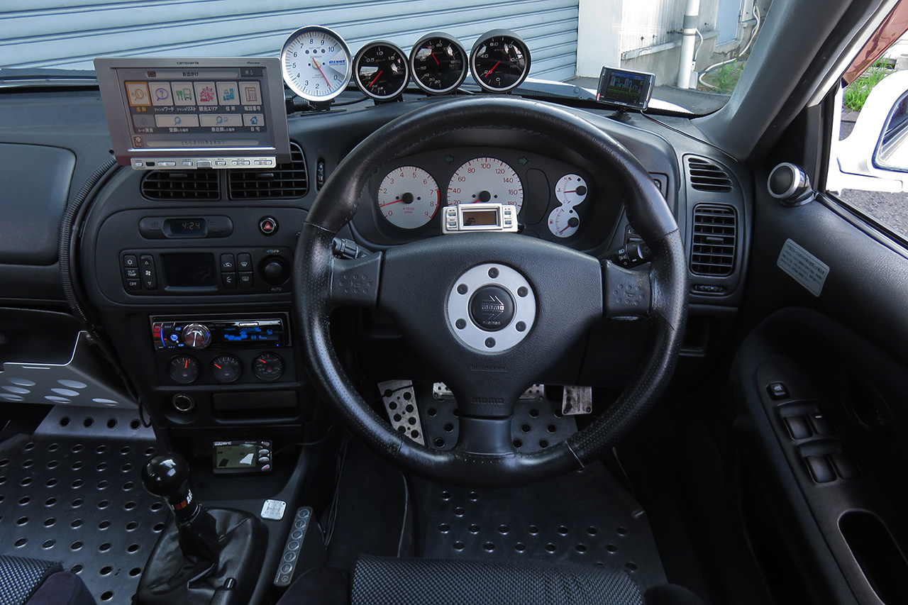 三菱 ランサーエボリューション V GSR