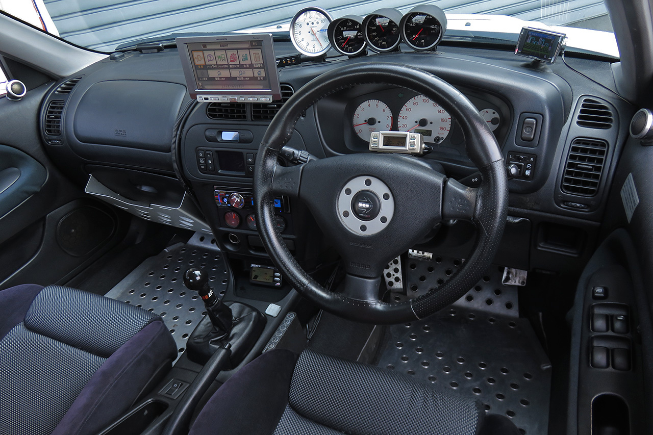 三菱 ランサーエボリューション V GSR