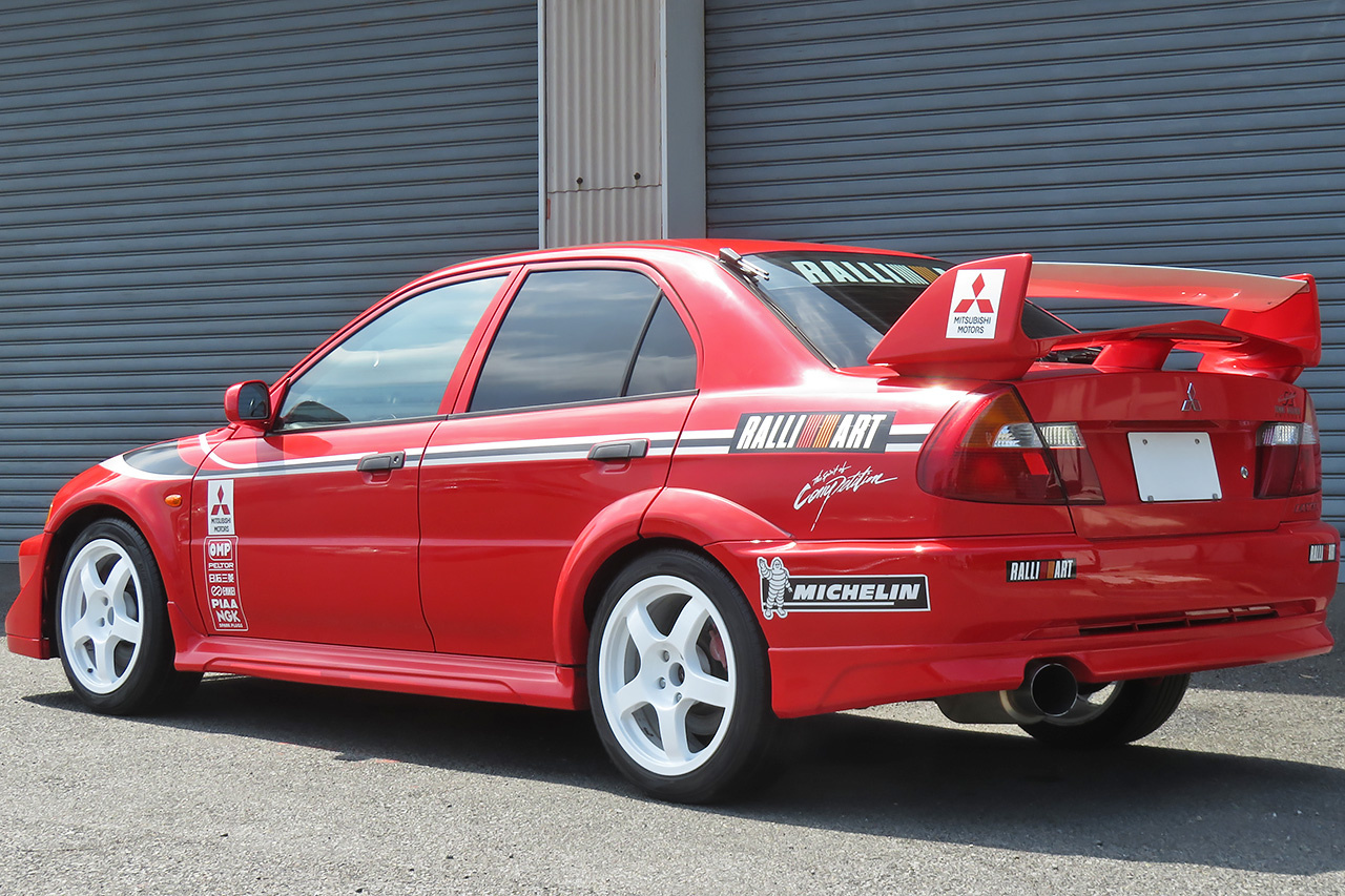 三菱 ランサーエボリューション GSR エボⅥ　トミーマキネンEDカラーリングパッケージ