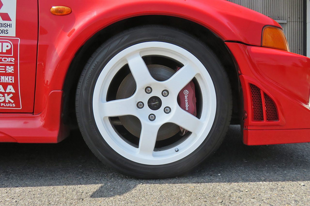 三菱 ランサーエボリューション GSR エボⅥ　トミーマキネンEDカラーリングパッケージ
