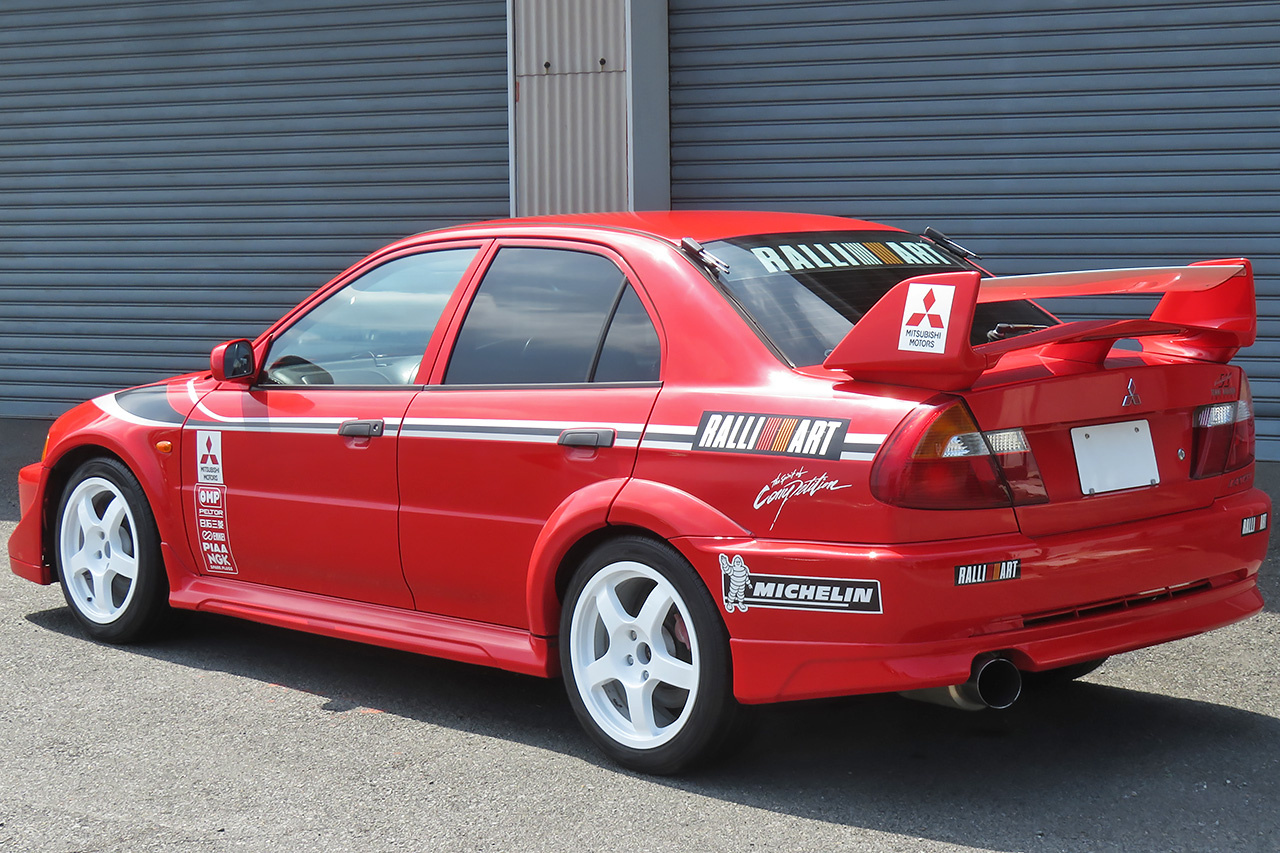 三菱 ランサーエボリューション GSR エボⅥ　トミーマキネンEDカラーリングパッケージ