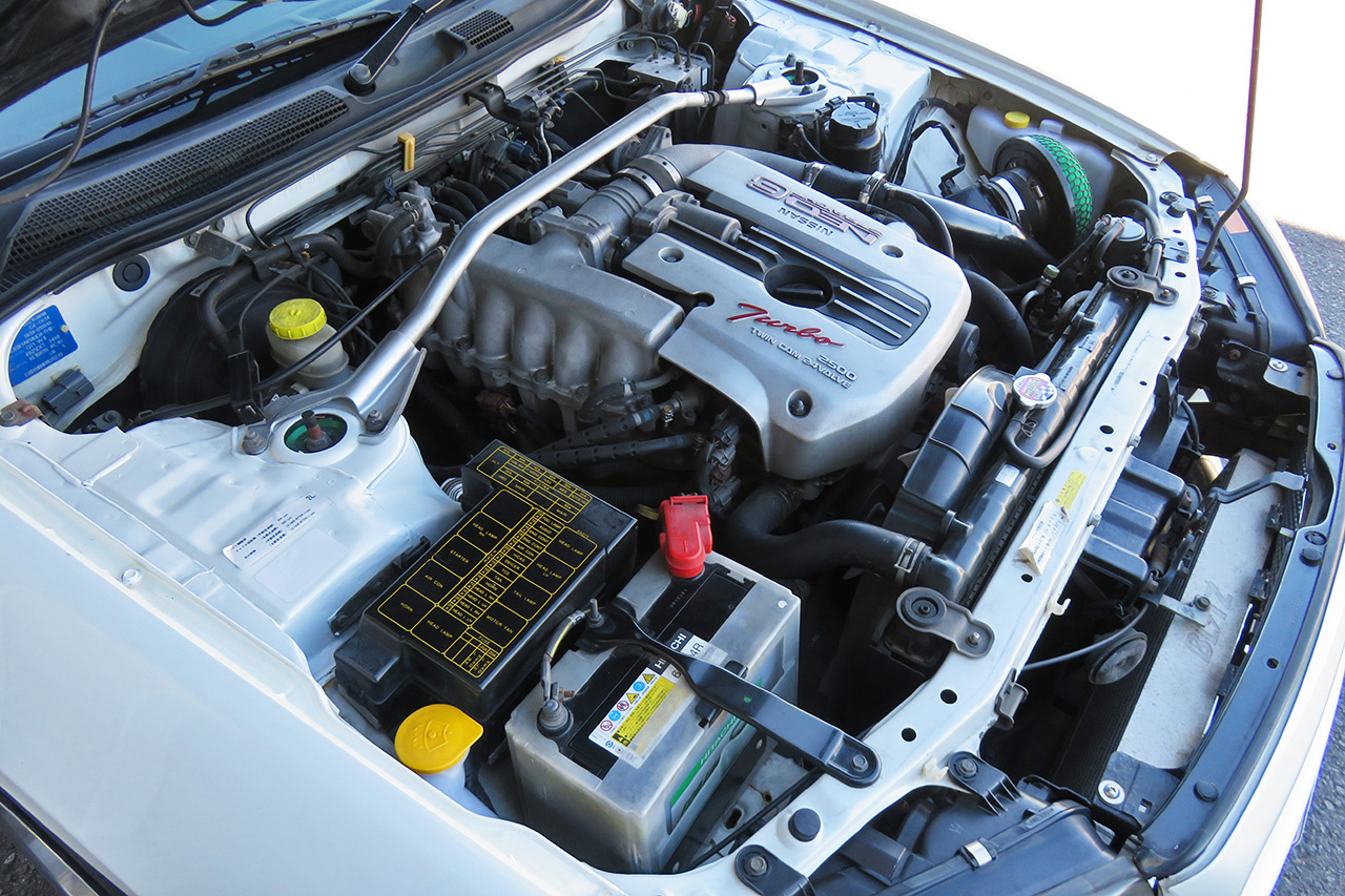 日産 スカイライン 