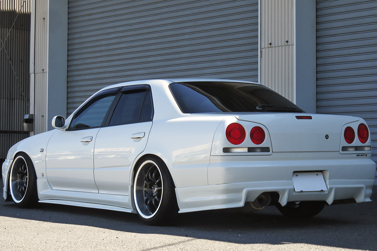 日産 スカイライン 