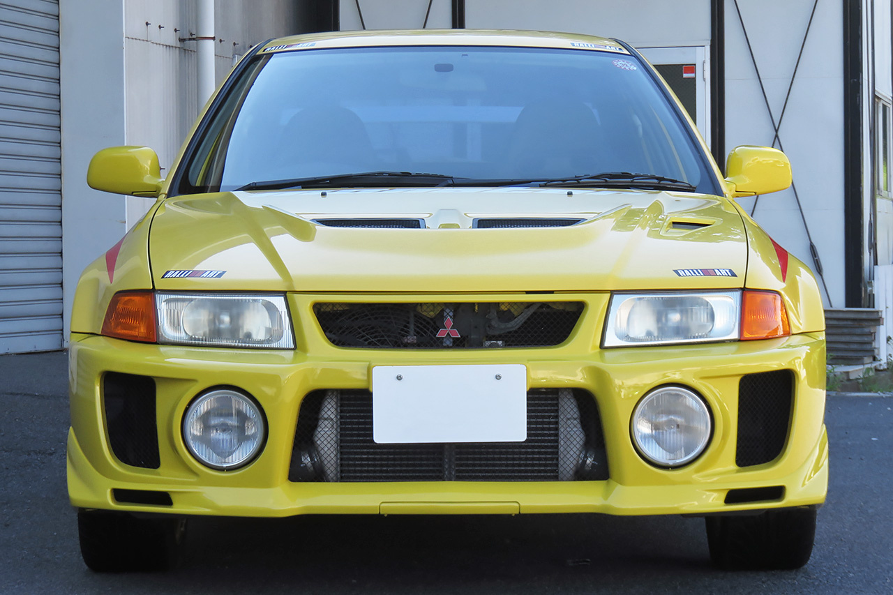 三菱 ランサーエボリューション GSR エボⅤ